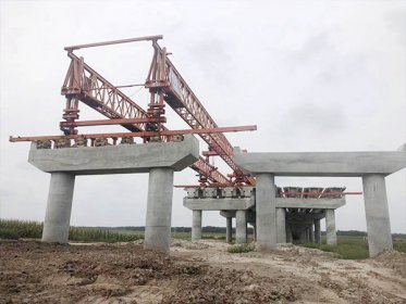 江蘇泰州40米架橋機租賃公司適應